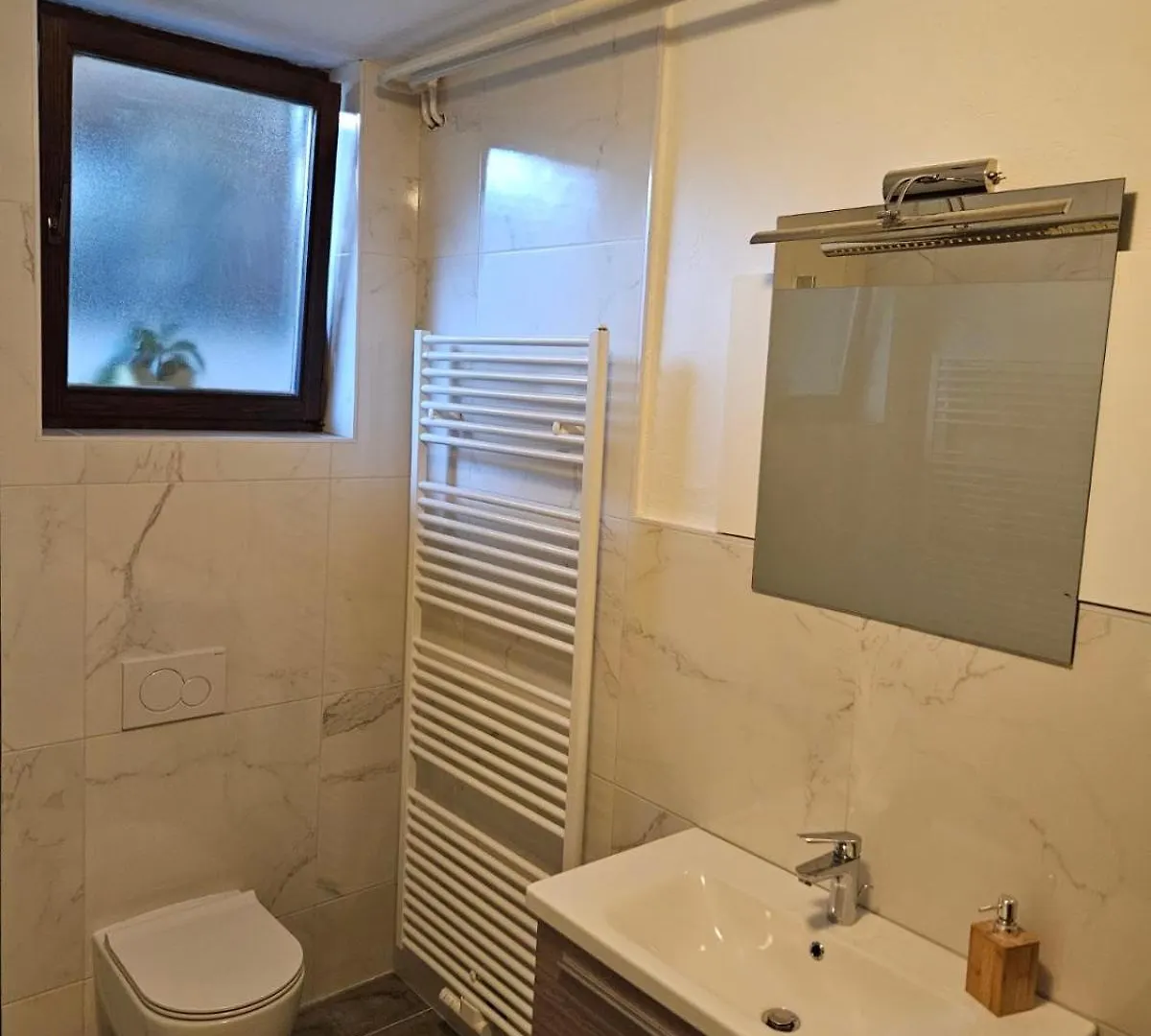 Apartma Vidmar Sencur 0*,  Slovenia
